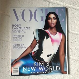 🌵3 for $10🌵 Kim Kardashian Vogue Magazine